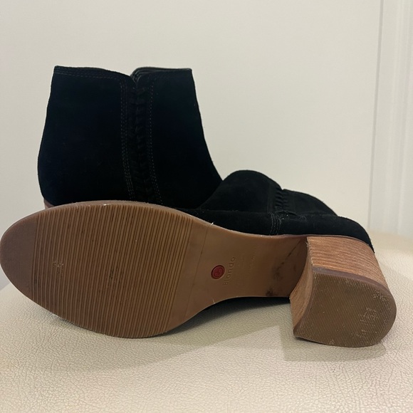 - Blondo Nina Black Waterproof Leather Suede Ankle Bootie’s Size 9 - Picture 7 of 9